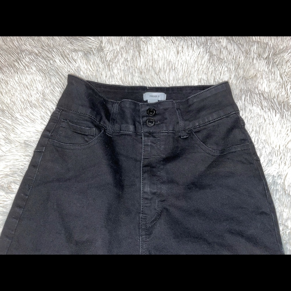 USED! F21 SKINNY JEANS